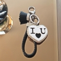 Нежно сърце 6 на 4 см с хамелеон кристали и надпис I LOVE YOU   с черна каишка на ключодържател 14 см S-KL1071